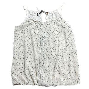 Maurice’s+ adorable soft mesh overlay sleeveless shirt
